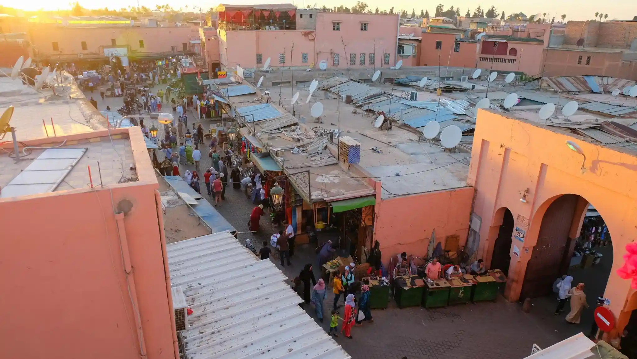 10 Days Morocco Itinerary from Marrakech through the Sahara Desert, Fes, Chefchaouen and Essaouira